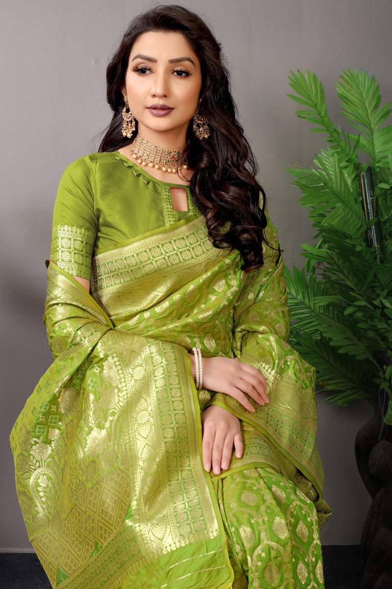 AMIRAT Banarasi Silk Golden Zari Woven Women Silk Saree With Blouse (Parrot Green) - Image 2