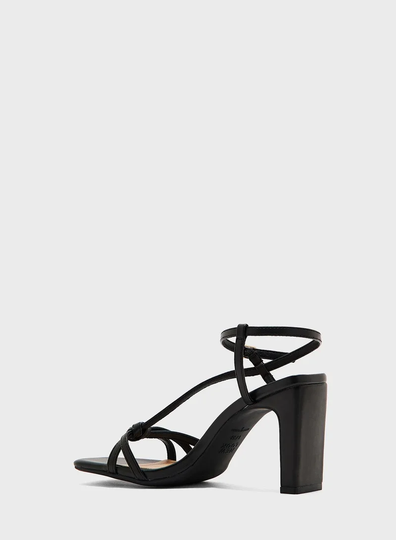NEW LOOK Vapity Multi Strap Sandals