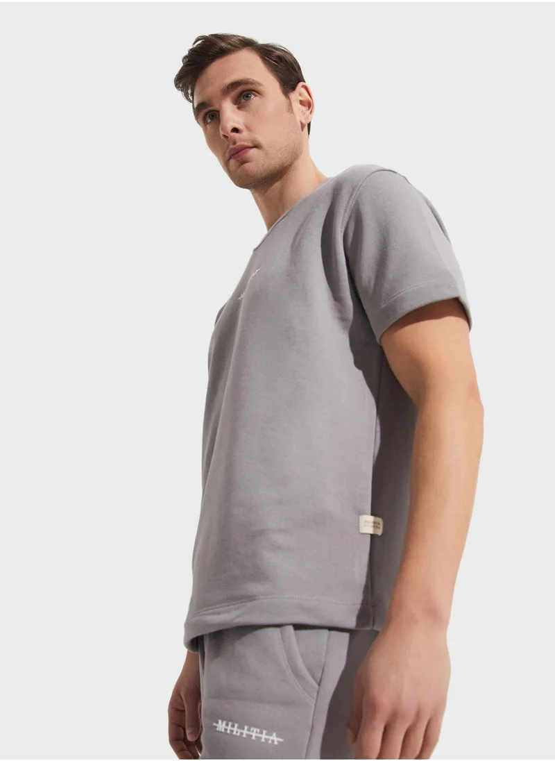 جون Crew Neck T-Shirt & Short Set