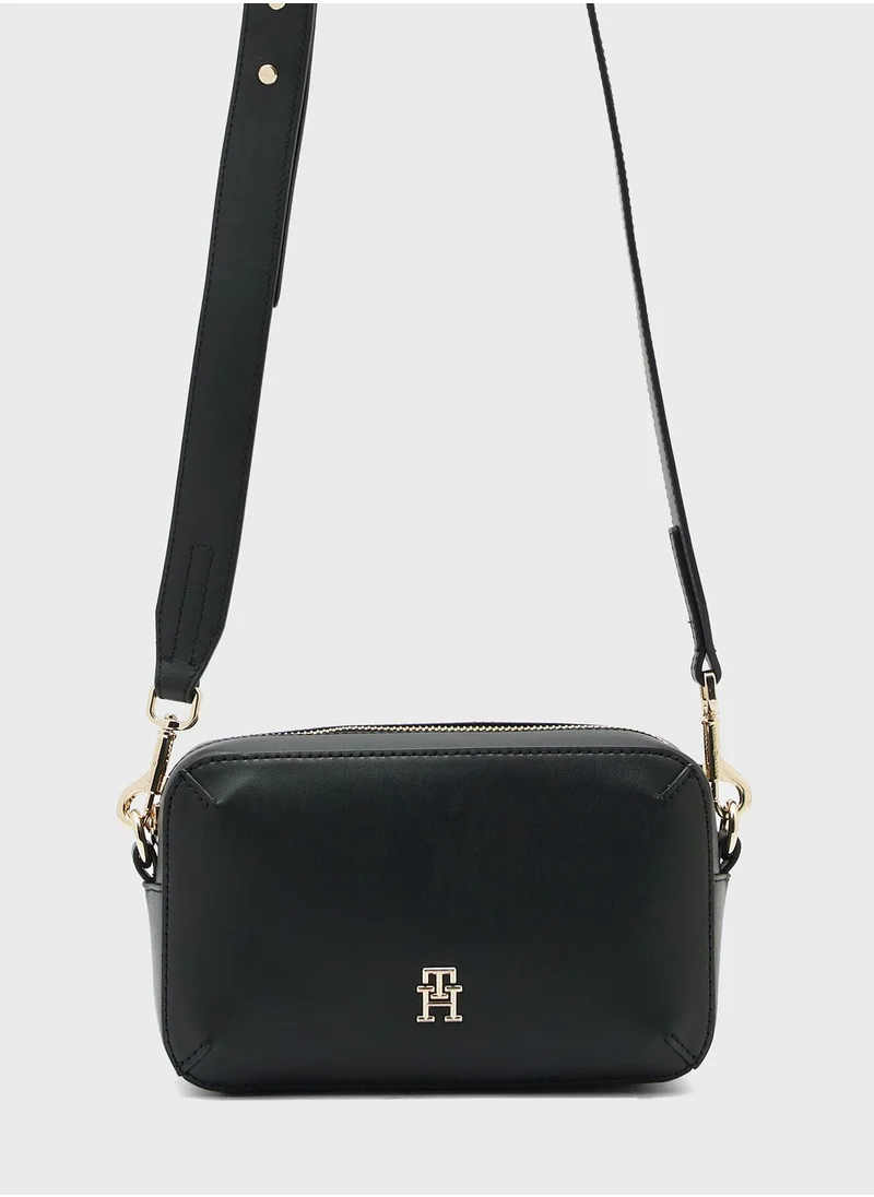 TOMMY HILFIGER Zip Over Crossbody