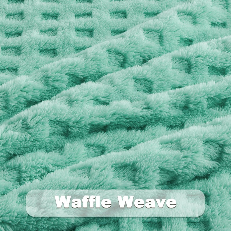 نيو كوزبلاي Newcosplay Super Super King Blanket Aqua Premium Silky Flannel Fleece 3D Waffle بطانية سرير خفيفة الوزن طوال الموسم (Aqua King (90 "" x110 ") - Image 5
