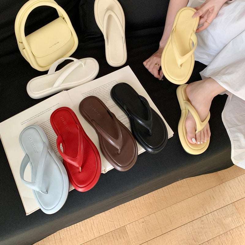 Simple Round-Toe Soft Elastic Thick-Soled Flip-Flops with a Stepping-On-Clouds Feel, Flat Thong Sandals with Thick Soles for Summer Outdoor Wear for Women Yellow - Image 5