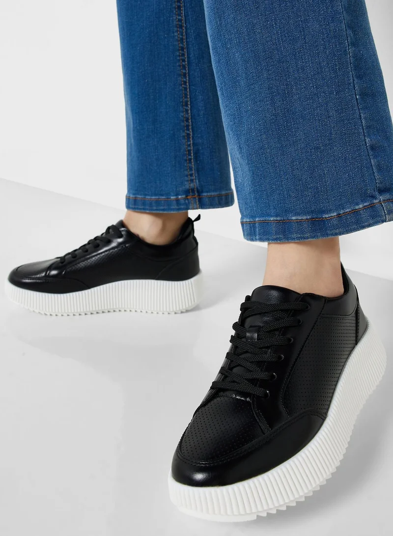 Ginger Textured Flatform Sneaker