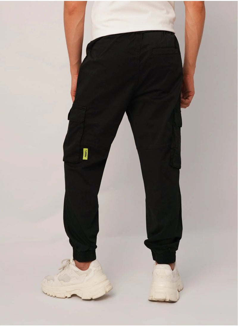 JACK & JONES - Men’s Athletic Relaxed Multi Pockets Cargo Pants in Black - Image 1