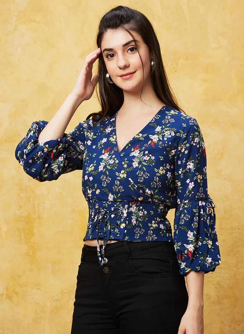 Globus Globus Women Navy Blue Floral Printed Puff Sleeves Smocked Crop Top