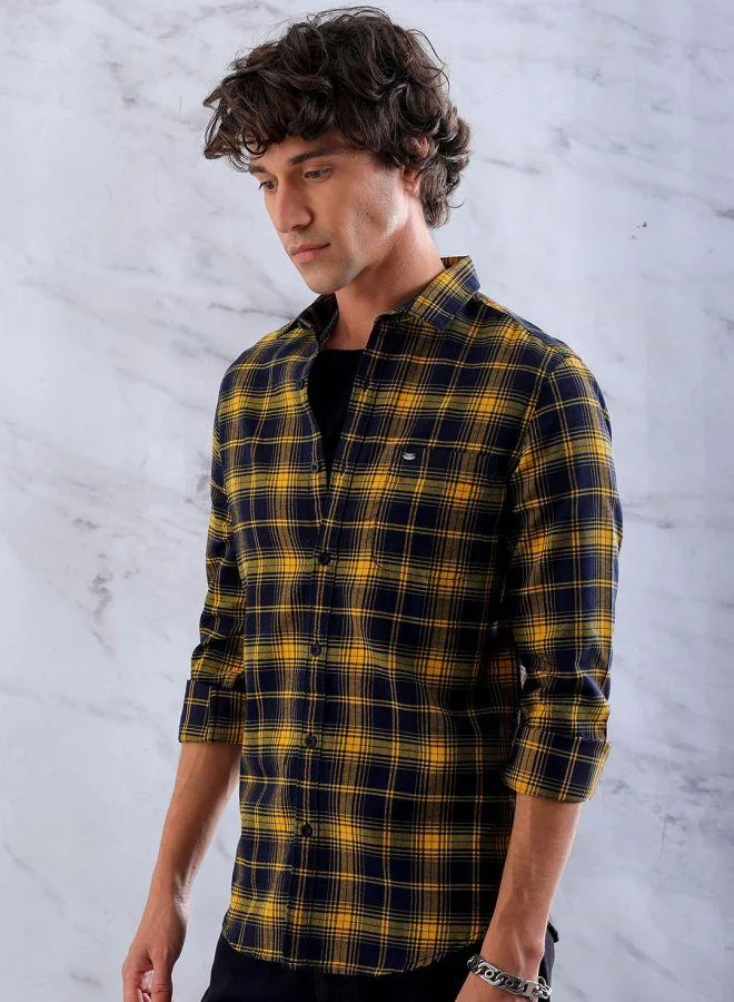 The Indian Garage Co Men Slim Fit Checkered Full Sleeves Cutaway Collar Casual Shirt