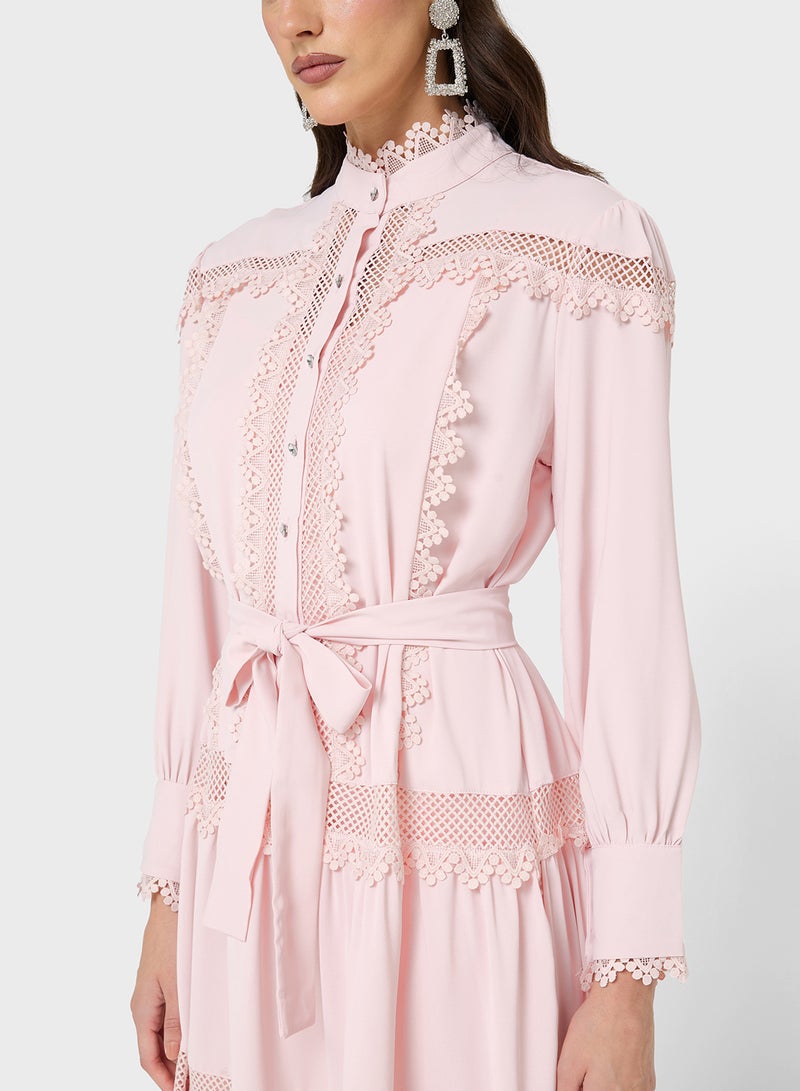 خزانة فستان قميص بفتحات دانتيل - Image 3