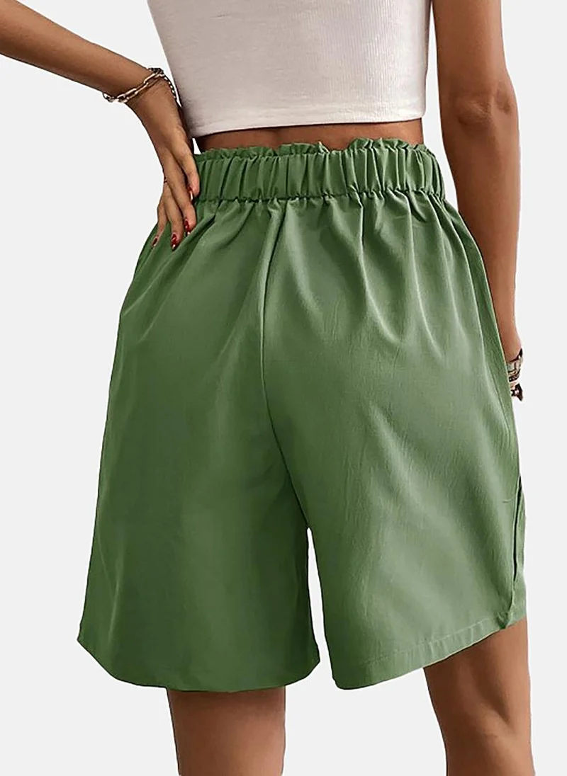 يونيكي Green Mid Rise Soild Relaxed Fit Shorts