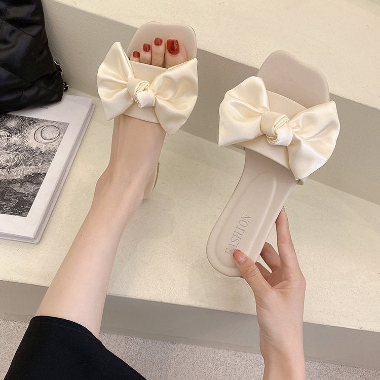 2021 Spring and Summer New Womens Shoes Square Toe Flat Open Toe Slide Sandals Korean Style Fashion Womens Bow Slippers Beige White