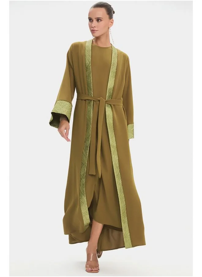 جون June Women Embroidered Detailed Belted Abaya Oil Green