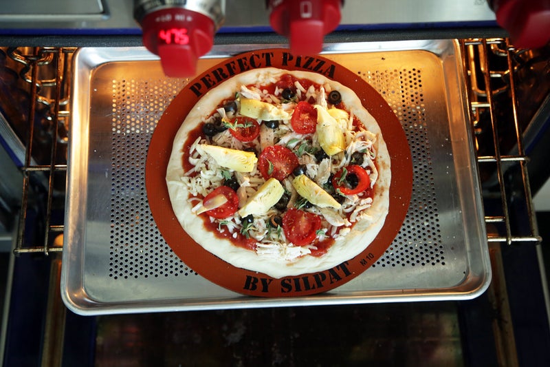 Silpat The Original Perfect Pizza Non-Stick Silicone Baking Mat, 12" Round, AH305-01 - Image 2