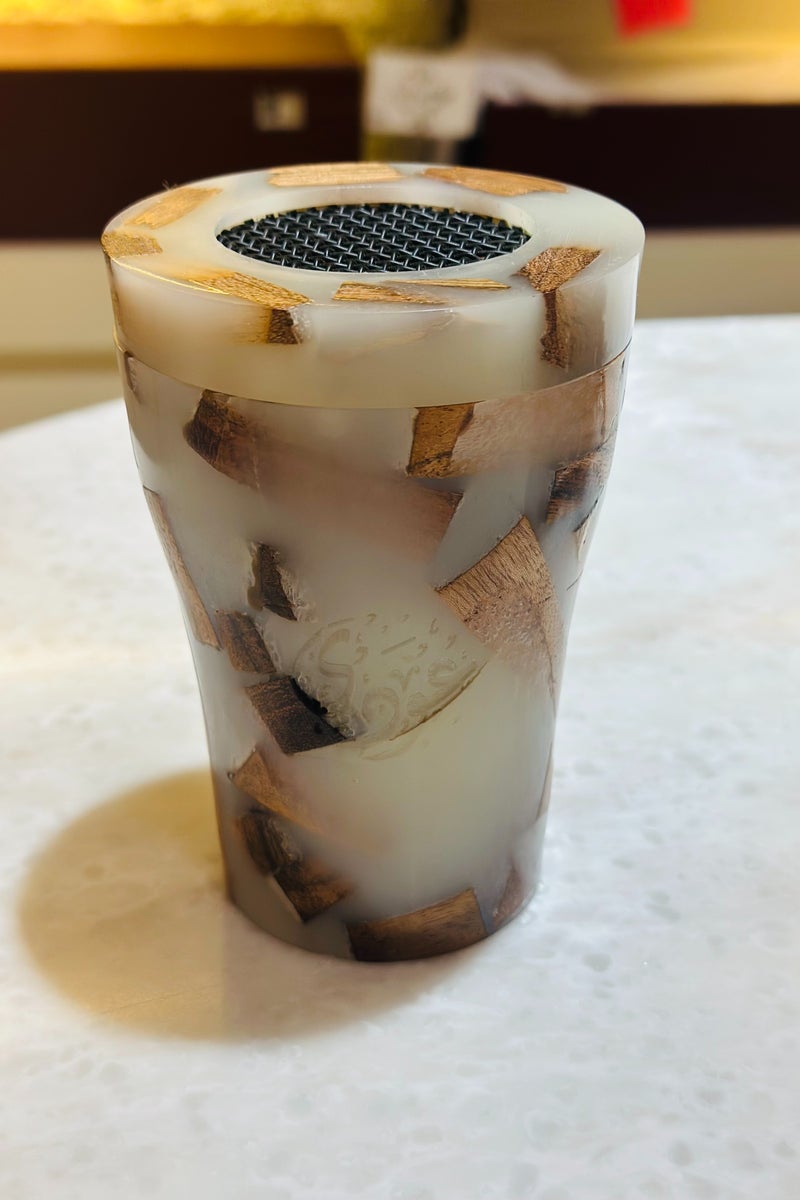 أودي مبخرة عود فاخرة من الخشب والراتنج بدون كهرباء – لون أبيض – حامل بخور محمول يدوي الصنع بتصميم أزرق أنيق للاستخدام في المنزل أو المكتب أو رمضان أو كهدية - Image 3