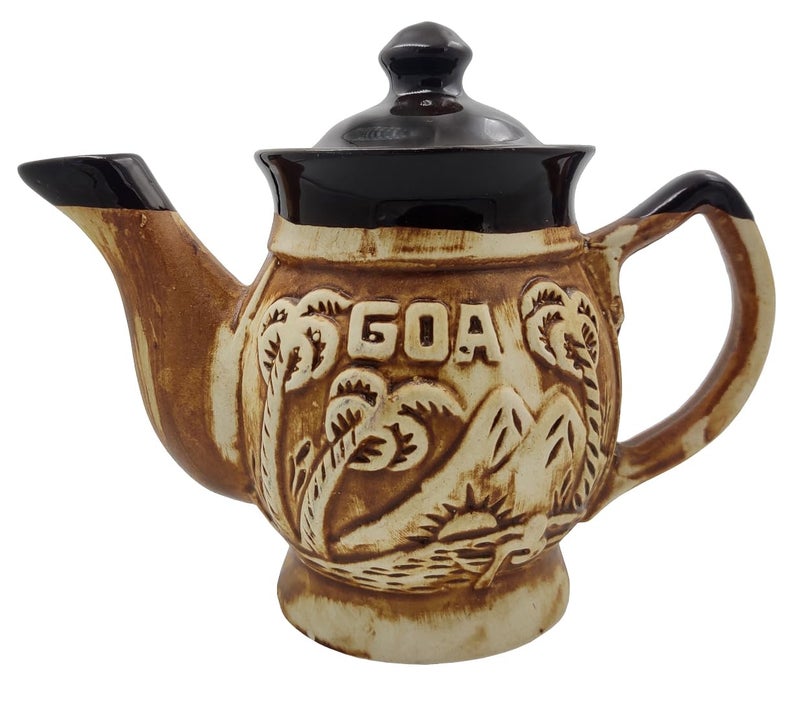 Purpledip Ceramic Kettle in Rustic Studio Pottery Artisan Handmade Goa Design Matt Finish Tea Coffee Pot 500ML 10755F - Image 2