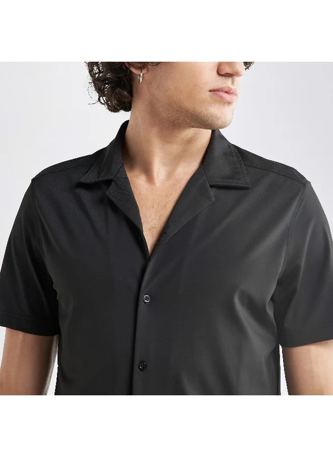 FAV Camp Collar Shirt with Short Sleeves