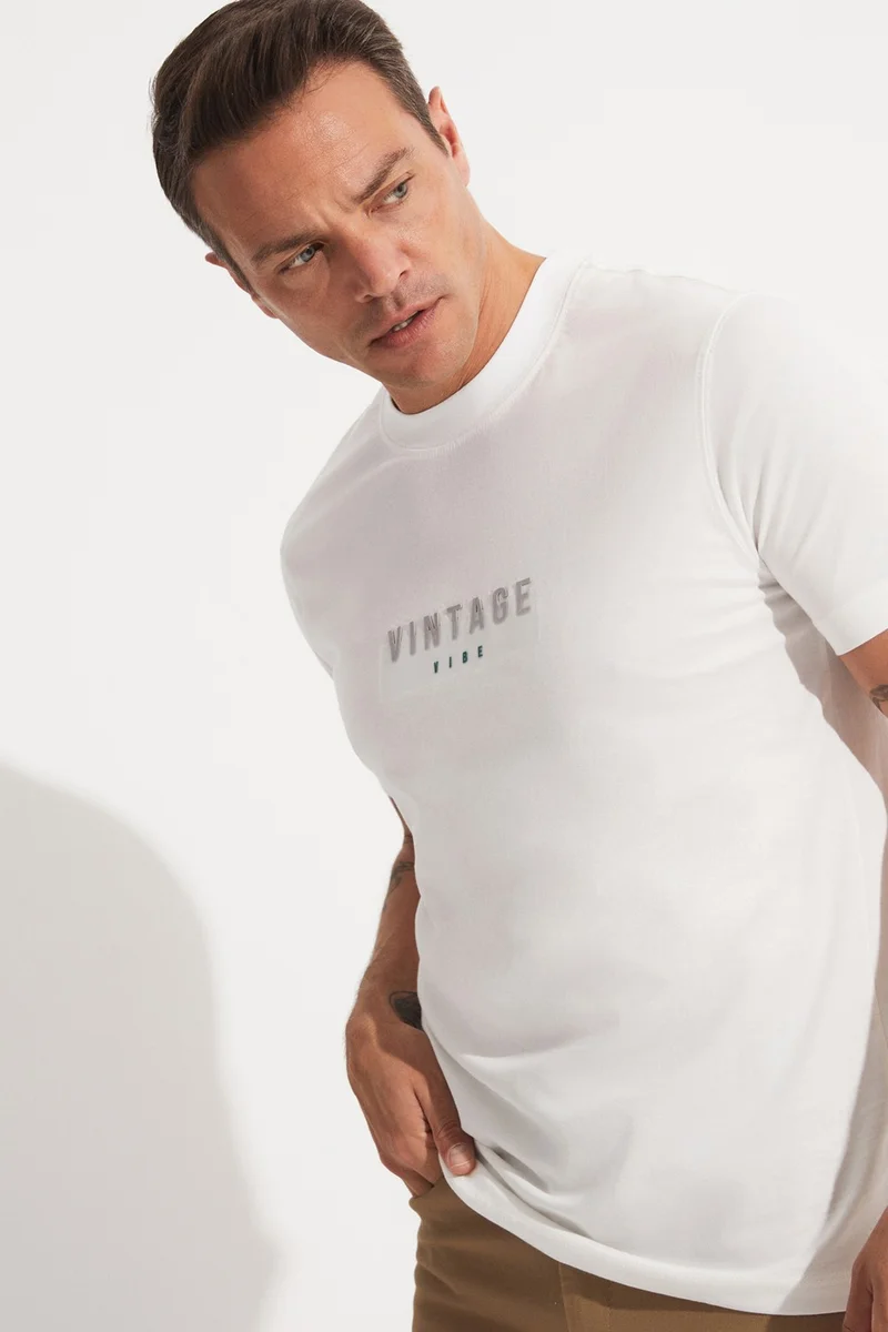 JUNE Men's Regular Fit Printed Crew Neck T-Shirt