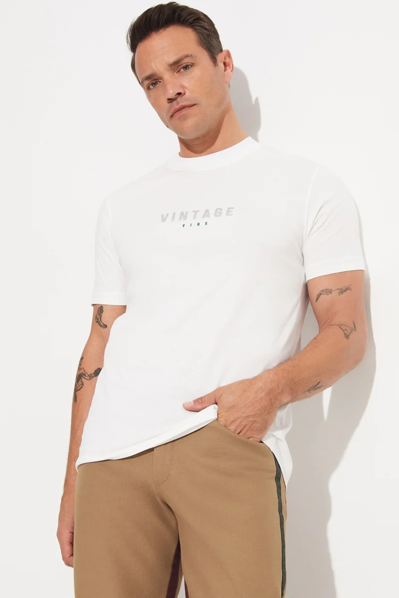 JUNE Men's Regular Fit Printed Crew Neck T-Shirt