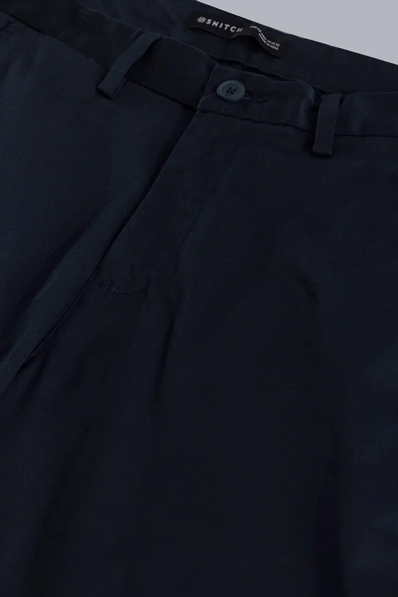 SNITCH تشينو سليم فيت كحلي سادة من أوربان سترايد