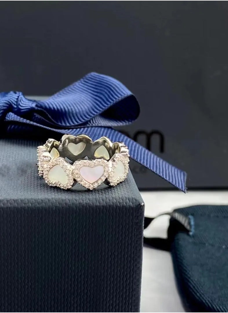 MONACO - APM Elegant Heart Diamond Band Ring - Image 1