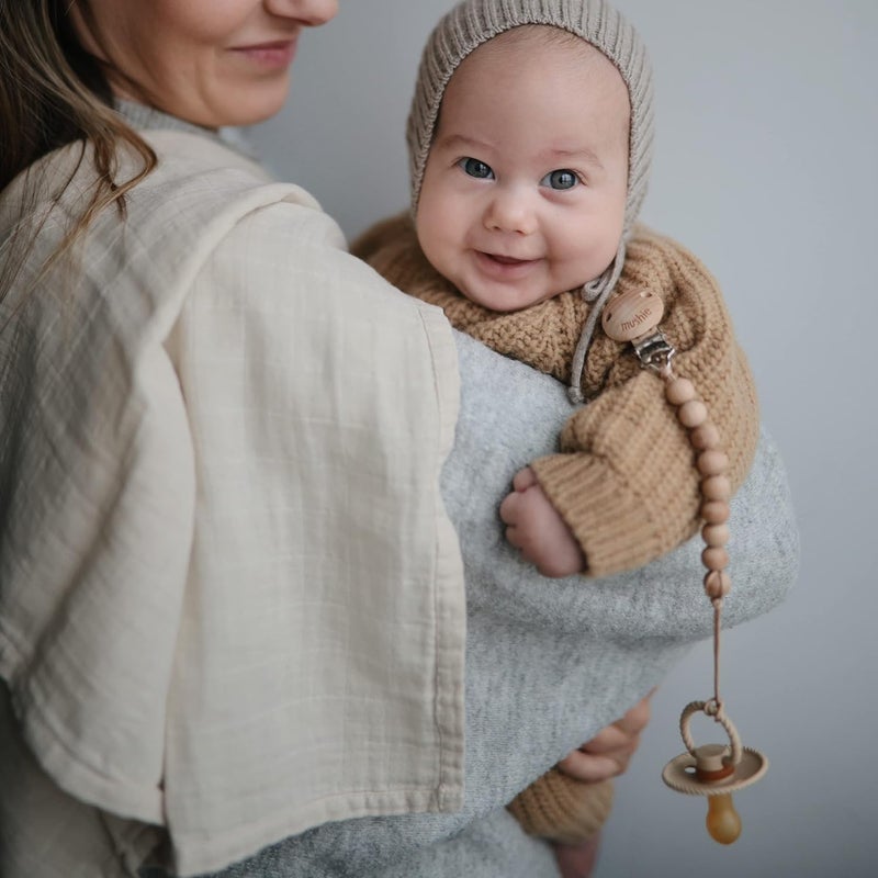 FRIGG لهاية فريغ روبي سيليكون ناعمة للغاية للأطفال مصنوعة في الدنمارك خالية من BPA لون أزرق باودر 6-18 شهراً - Image 2