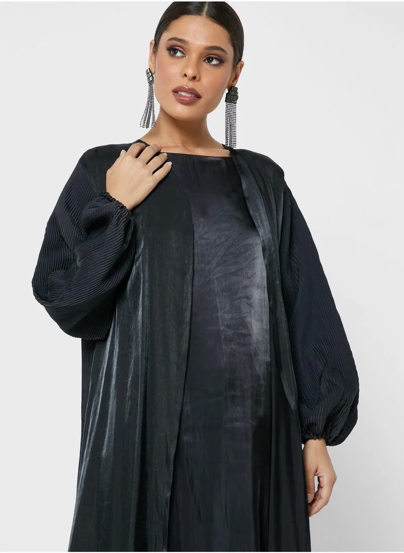 Moistreet Pleated Longline Abaya