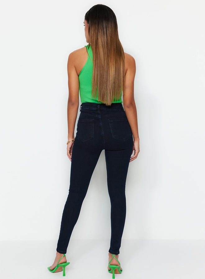 trendyol Midnight Blue Slimming Effect Super High Waist Skinny Jeans TWOSS23JE00080 - Image 5