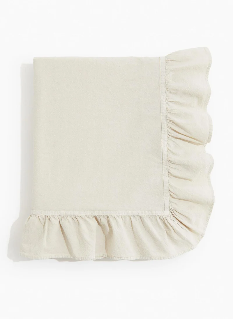 H&M Frill-Trimmed Tablecloth