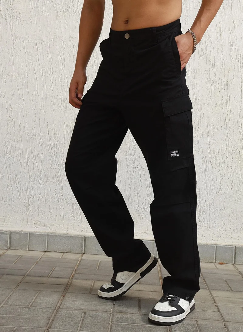 هوبرهولمي Men's Black Cotton Blend Solid Pattern Full Length Cargo Relaxed Trouser