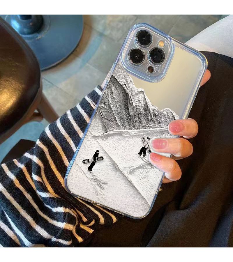 غلاف iPhone 15 Pro شفاف كالكريستال بتصميم التزلج على الثلج، حامٍ وشفاف بأناقة - Image 1
