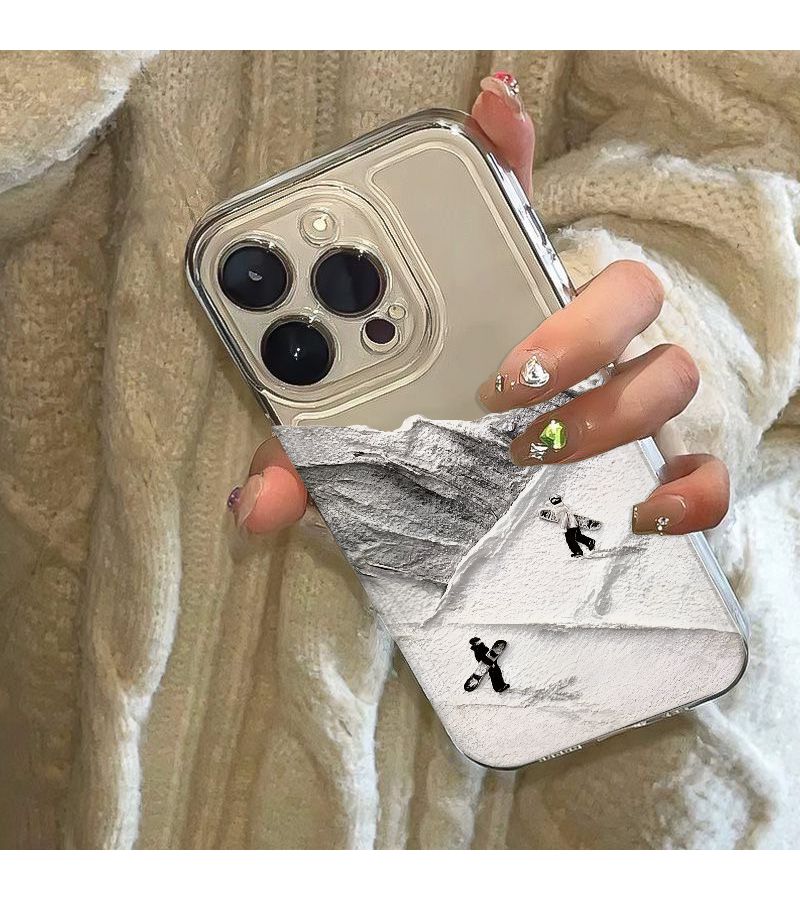 غلاف iPhone 15 Pro شفاف كالكريستال بتصميم التزلج على الثلج، حامٍ وشفاف بأناقة - Image 5