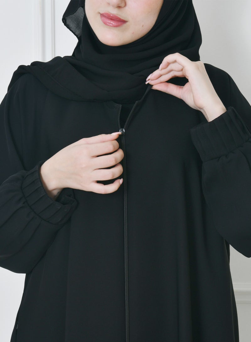 عبايات حوراء عباية سوداء مغلقة بسحاب واكمام ضيقة بكسرات مع جيوب مخفية تغلق بسحاب - Image 5