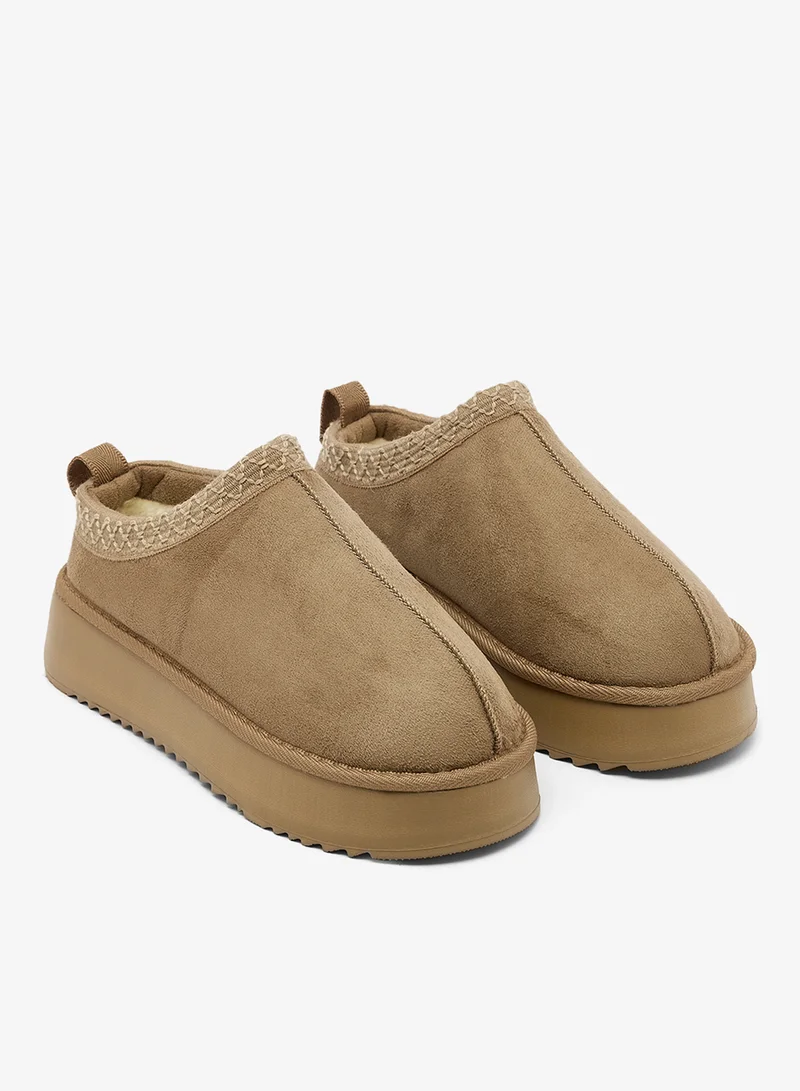 Only  Stella Platform Teddy Slippers for Women | Best Price UAE