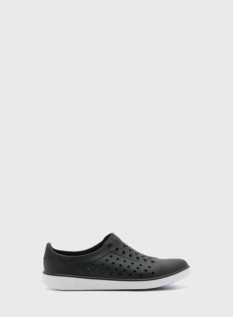 People F21 Ace Low Top Sneakers