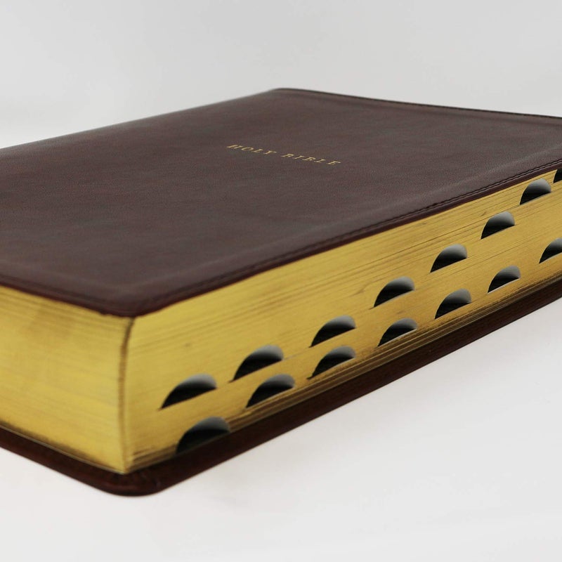 الكتاب المقدس، نسخة الملك جيمس الجديدة، مرجع، آية بآية، عمود مركزي، جلد ناعم، بني، حروف حمراء، فهرس بالإبهام، طباعة مريحة: الكتاب المقدس، نسخة الملك جيمس الجديدة - Image 2