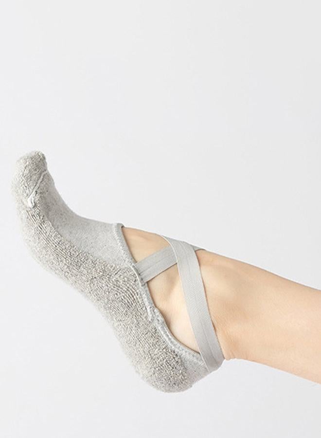 Styli Cross Over Straps Silicon Pad Base No Show Yoga Socks  - Image 1