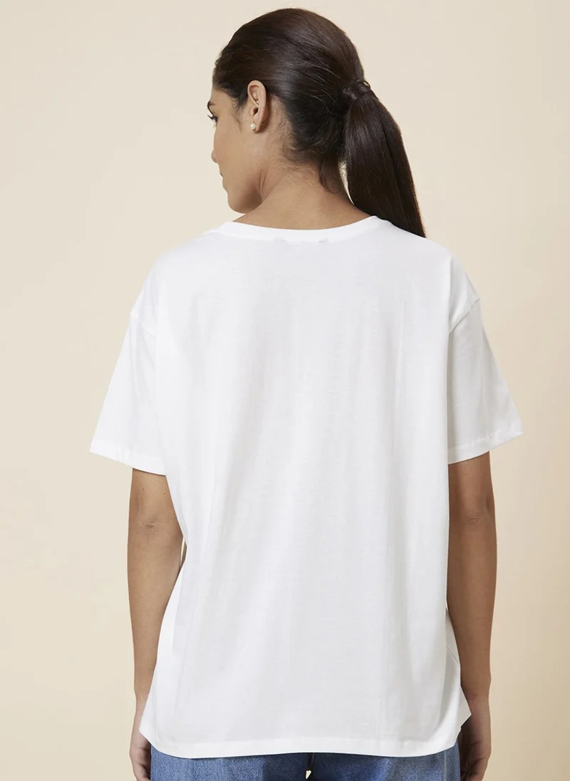 globus Globus Women White Typography Printed Drop Shoulder Pure Cotton T-Shirt