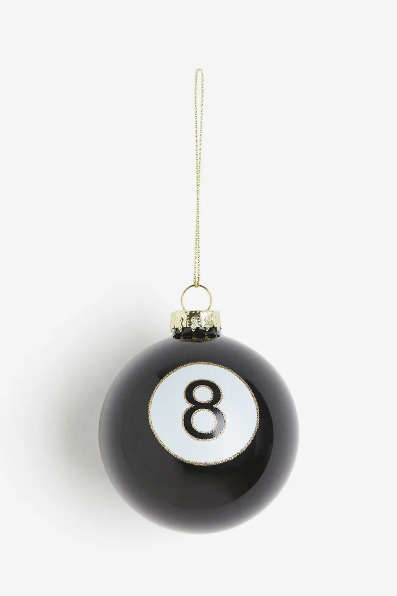 اتش اند ام زينة للأعياد