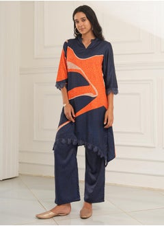  قصة Women's Navy Blue & Tangerine Ornage Flowing Petalia Kurta Set  - Image 5