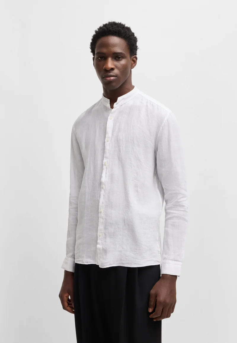 Slim-fit shirt in linen canvas