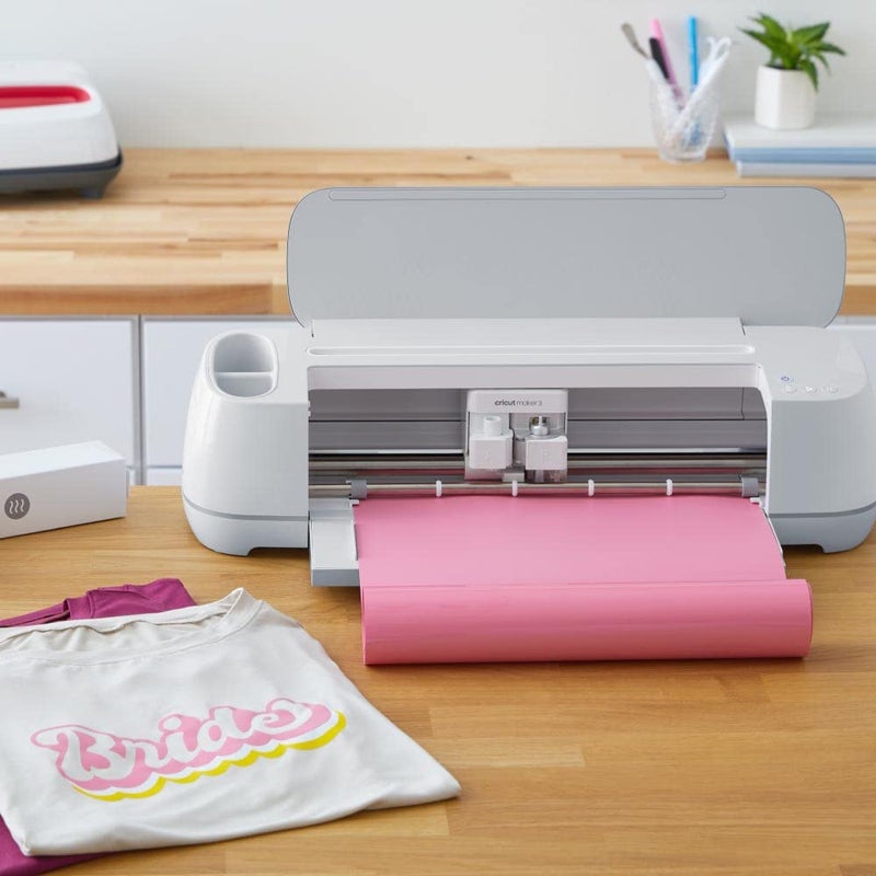 Cricut Smart Iron On (13in x 3ft, White) for Explore 3 and Maker 3 - Matless cutting for long cuts up to 12ft - Image 3