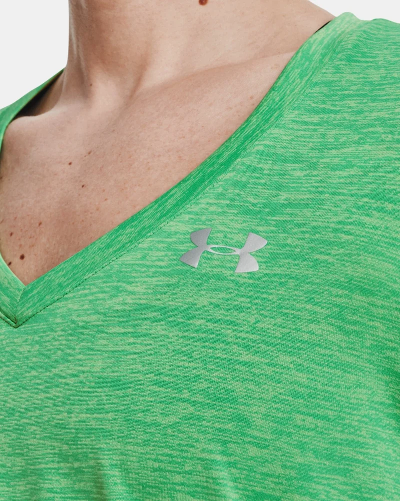 UNDER ARMOUR Women's Tech™ Twist V-Neck Training T-Shirt