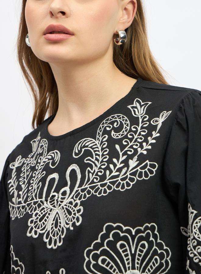 Styli Schiffli Scalloped Hem Long Sleeve Top - Image 4