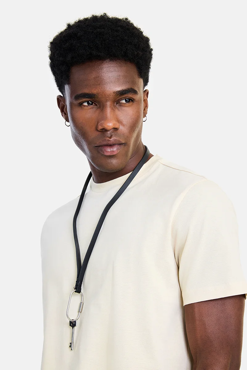 SNITCH Off-White Off-White Solid Half Sleeve Regular Fit Casual T-Shirt for Men | Best Price UAE