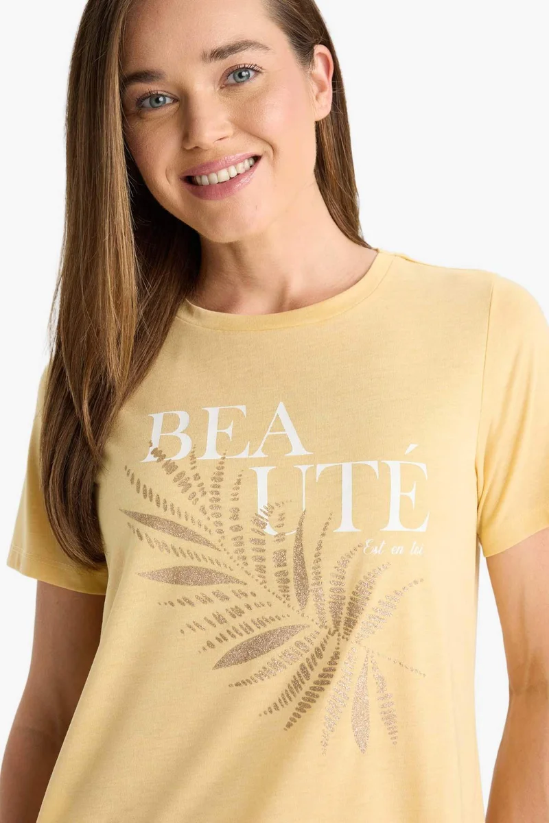 ديفاكتو Regular Fit Crew Neck Printed T-Shirt