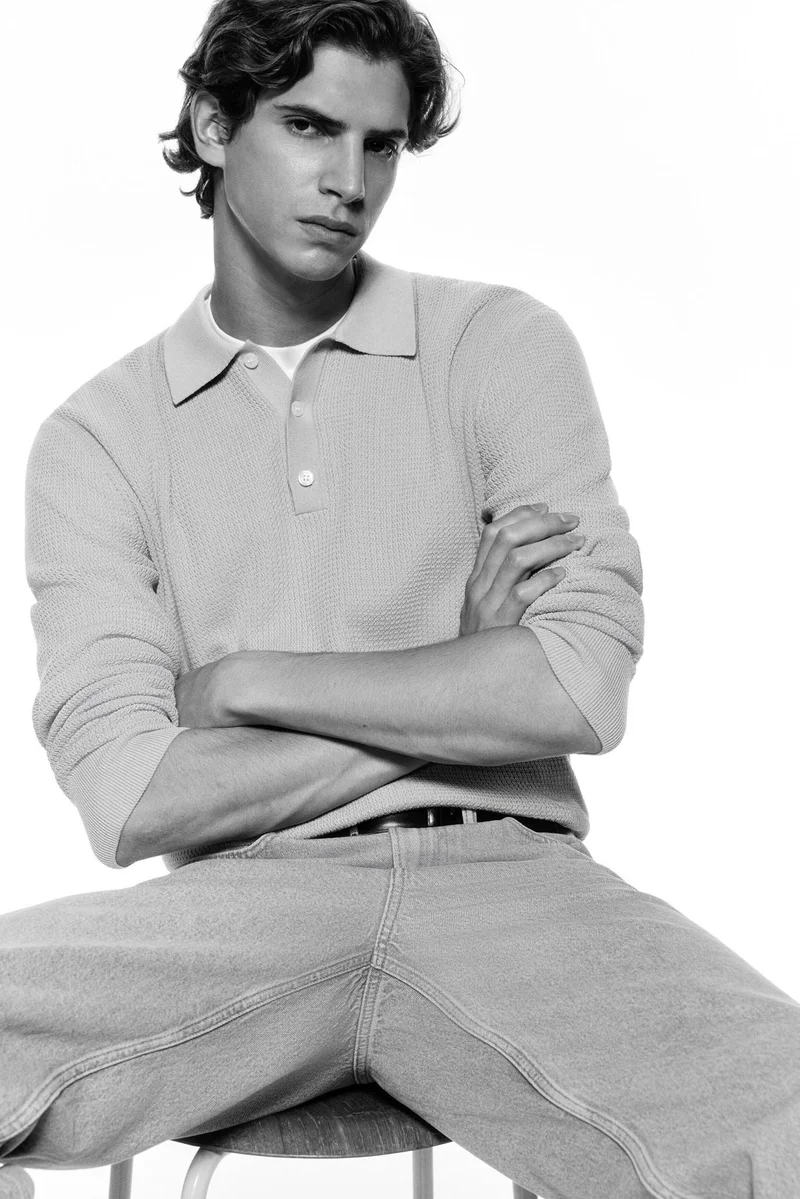 اتش اند ام تي-شيرت بولو بقصة عادية