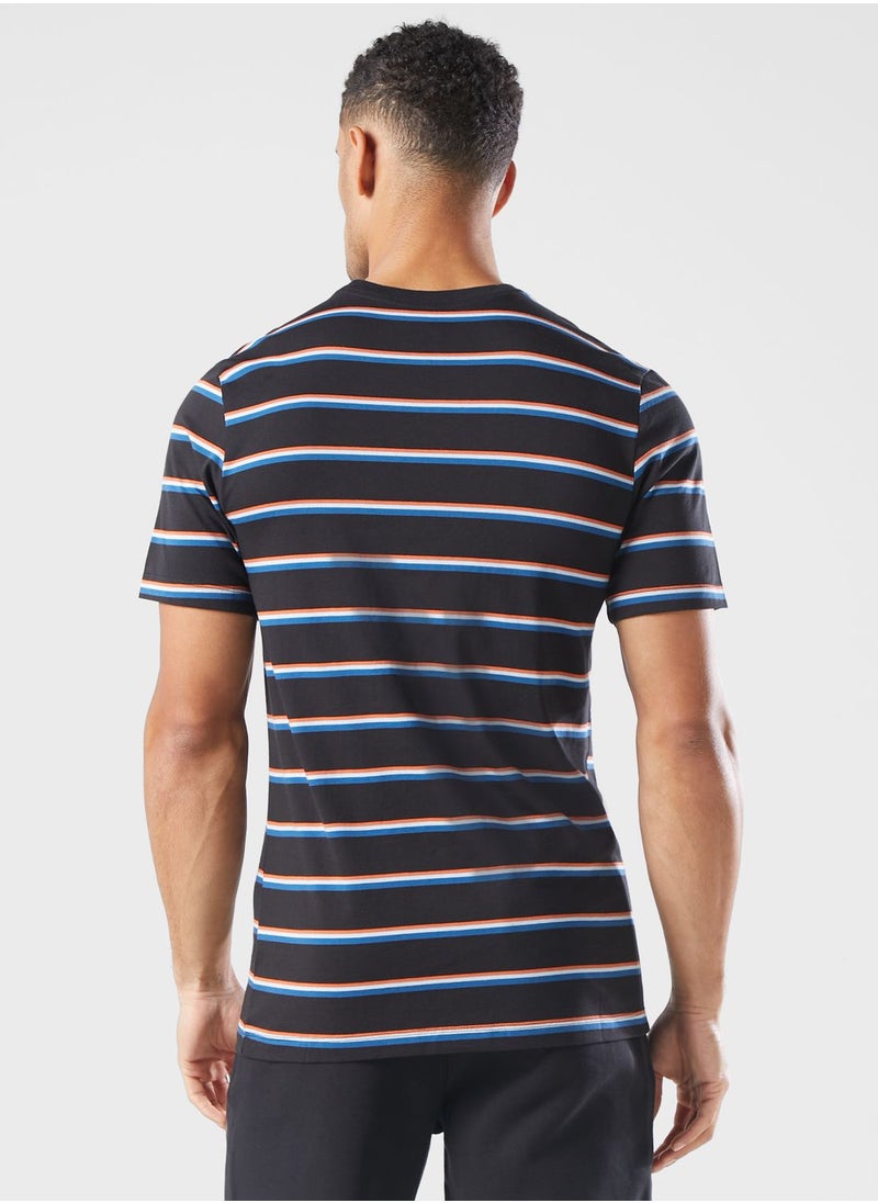 Nike - Nsw Club Stripe T-Shirt - Image 1