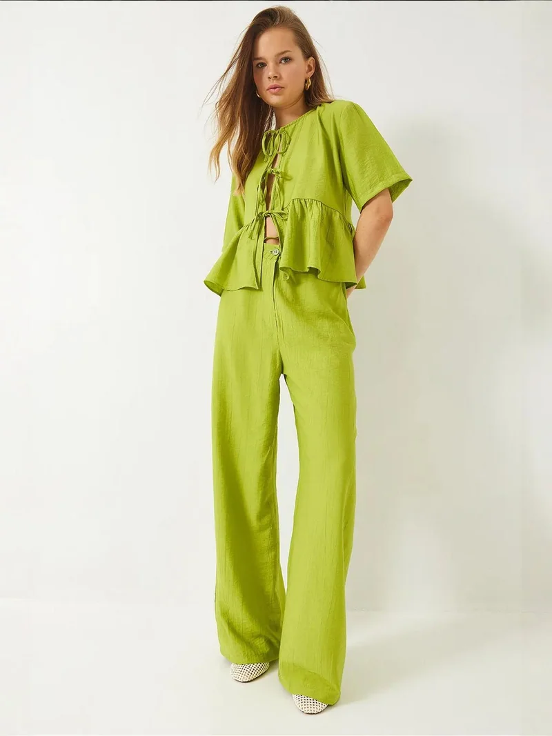 Bianco Lucci LUCCI Textured Two-Piece Coord Set with Ruffle Detail