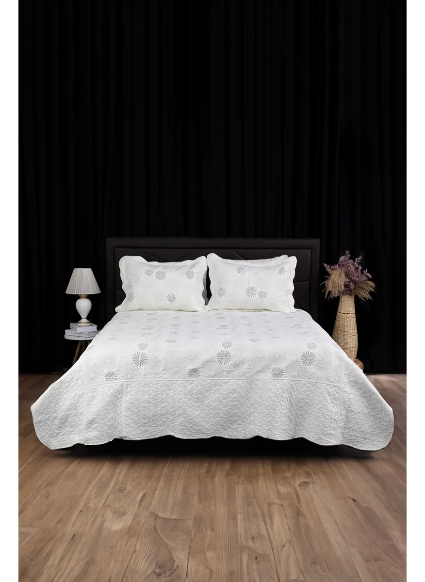 Favora Narcissus Embroidered Quilted Double Bedspread - Silver