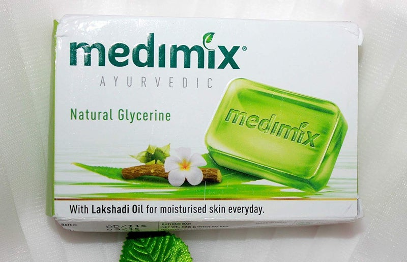 Medimix Herbal Handmade Ayurvedic Soap with Natural Glycerine With Lakshadi Oil for Dry Skin Pack of 10 10 x 125 g