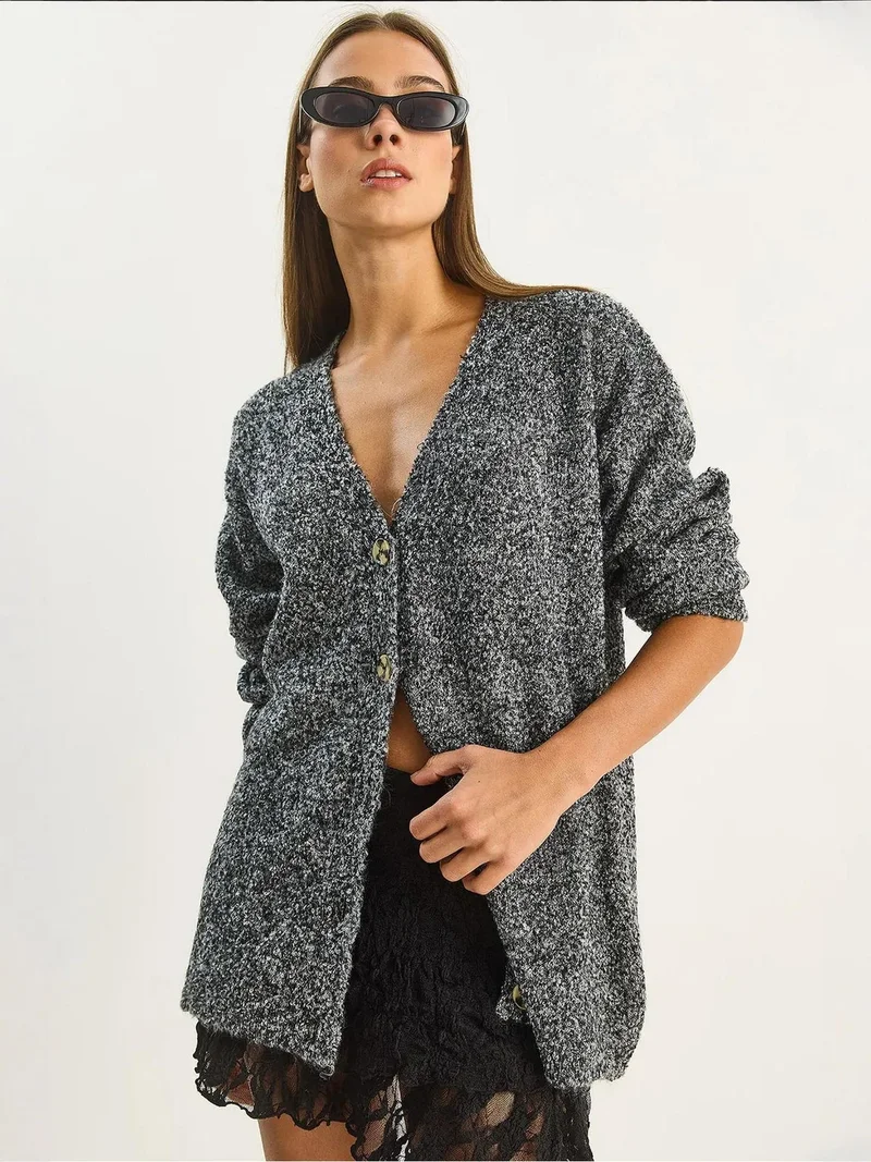 LUCCI Textured V-neck Buttoned Cardigan