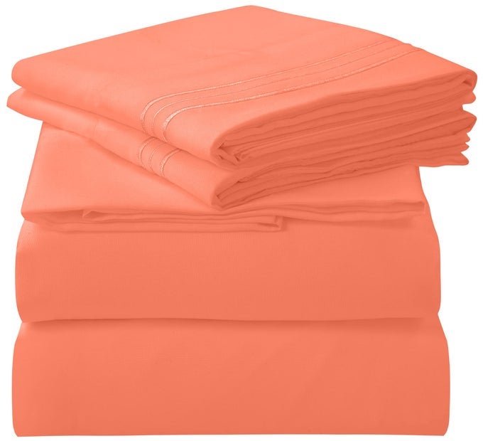 4 PIECE CAL KING SHEETS SET SOFT BRUSHED 1800 MICROFIBER BEDDING 1 FITTED 1 FLAT SHEET 2 PILLOW CASES WRINKLE FREE FADE RESISTANT HOTEL LUXURY BED SHEETS CORAL CAL KING